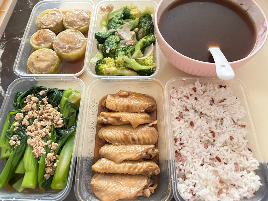 輕營月子餐